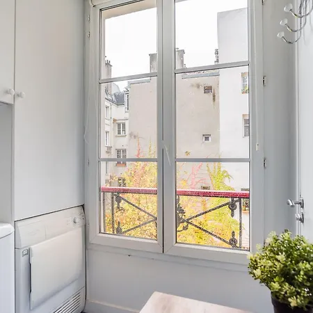 Private - Place Des Vosges - St Paul Apartman
